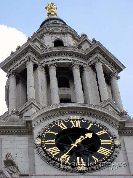 St Paul's clock IMG_3429.jpg